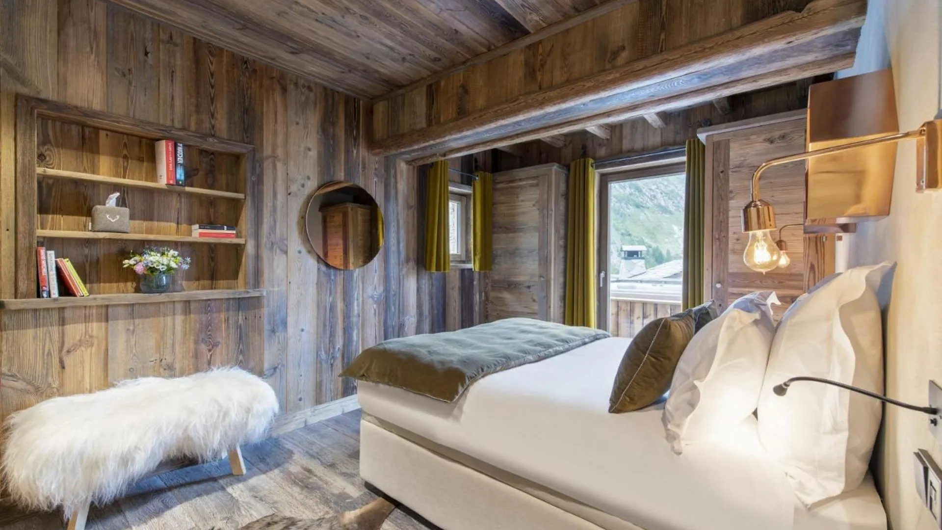 Chalet Cortina Luxurious Alpine Escape In Italy Majestic Dolomites Villa Cortina dʼAmpezzo